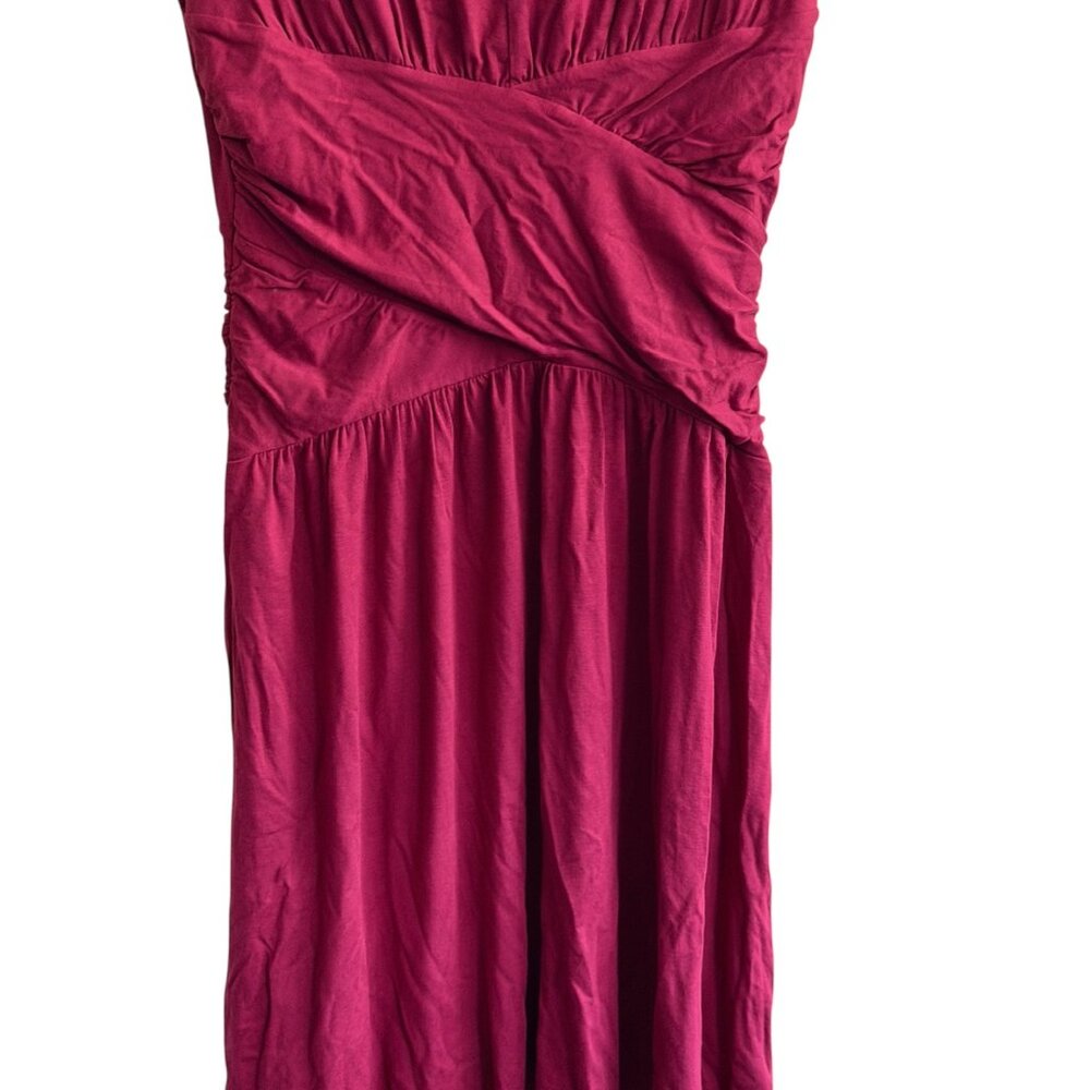 Sleveless V-Neck Red Dress - Picture 6 of 8